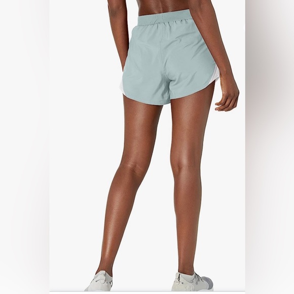 Under Armour Women's Fly By 2.0 Running Shorts - Picture 2 of 6